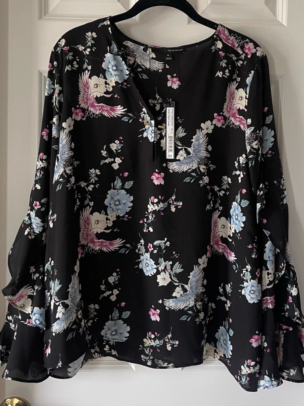 NWT Women’s $79.50 Harve Bernard Black Floral Blouse, XL